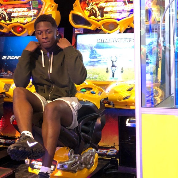 Meet your Posher, Dante - Picture 1 of 1